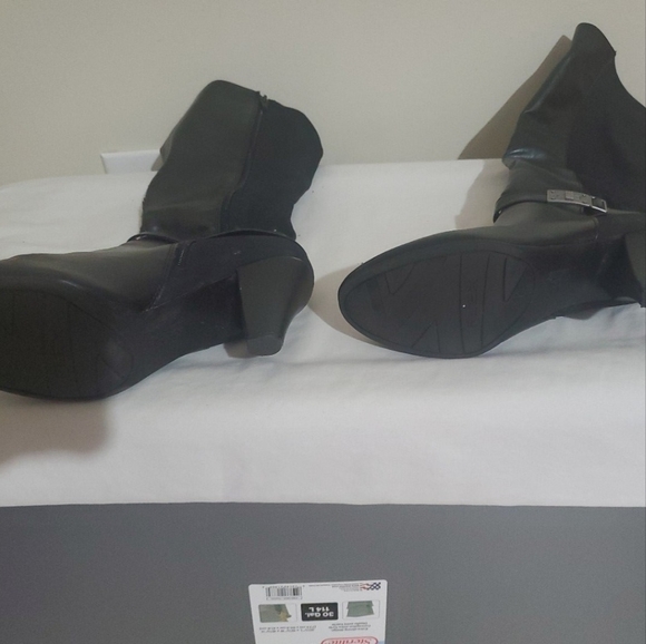 Mid Boots - Picture 5 of 6